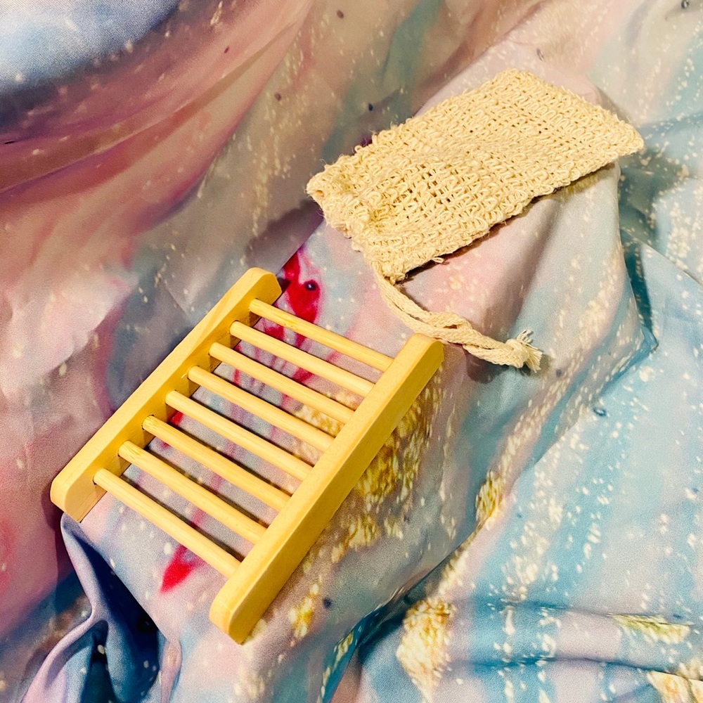 Soap Dish & Soap Loofah